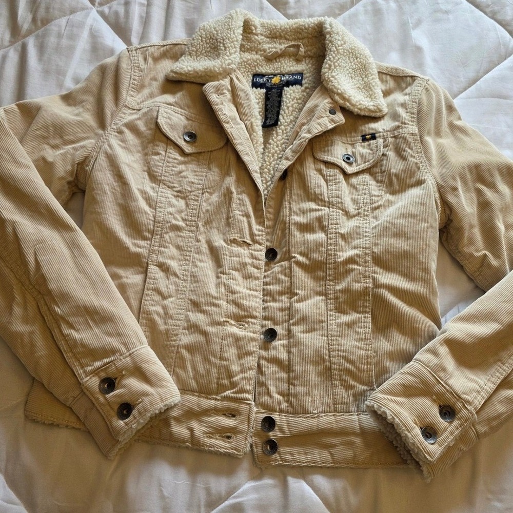 Lucky Brand Tan Corduroy Sherpa Lined Trucker Jacket 7W30078 Small
Thick warm